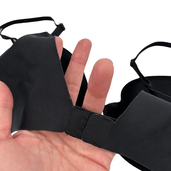 Victoria’s Secret black lined demi bra size 32D - Picture 5 of 7